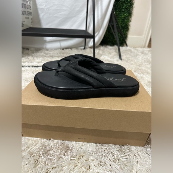 ❤️COPY - Free People Wonderland Thong Sandal - Picture 8 of 11